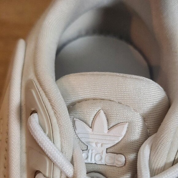 adidas Ozelia Shoes Mens Size 5.5 White Cream Running Originals Adiprene GW8108 - Picture 10 of 15